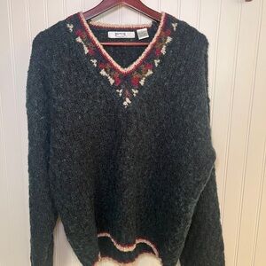 Women's Black and Red V-Neck Sweater